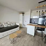 Apartment - Vue A Pied - *